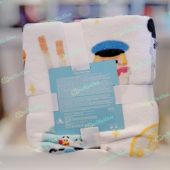 DISNEY PARKS KINGDOM OF CUTE THROW BLANKET - Picture 2 of 4